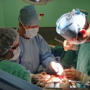 腹部主动脉血管瘤的手术注意事项_血管瘤论坛-中国血管瘤患者之家